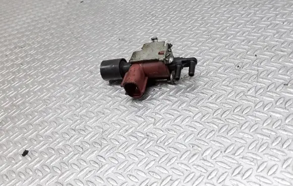 Valve vacuum