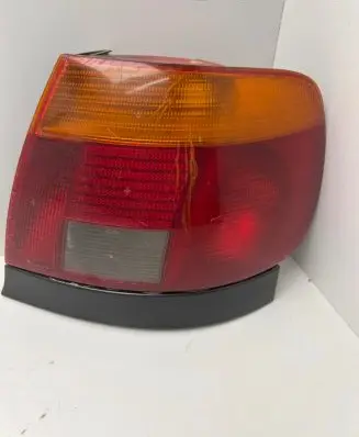 Volkswagen PASSAT B6 Rear/tail lights 114994