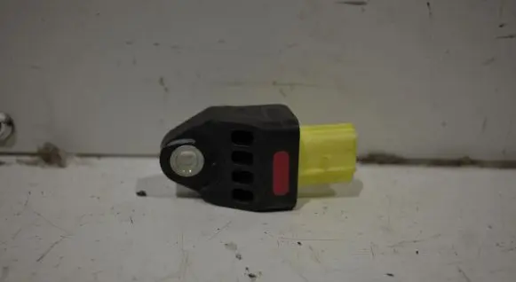 Lexus RX 450H Airbag deployment crash/impact sensor 8983148030
