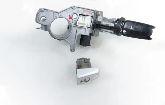 Opel Astra H Ignition lock N0501881