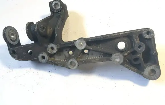 Volkswagen Jetta V Front lower control arm/wishbone 1K0199295E