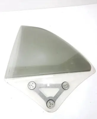 Honda Legend Rear side window