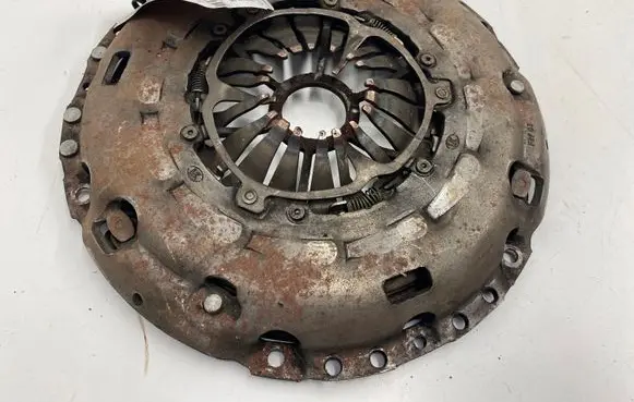 Volkswagen Touran I Pressure plate 03G141025F 03G141025