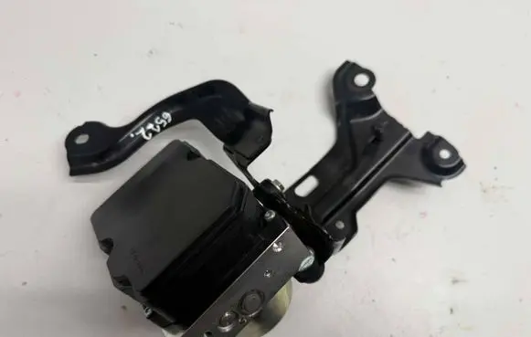Toyota RAV 4 (XA50) ABS Pump 4451042260 11604084430 8954142G60