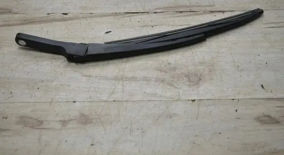 BMW 2 F45 Rear wiper blade arm 2756280
