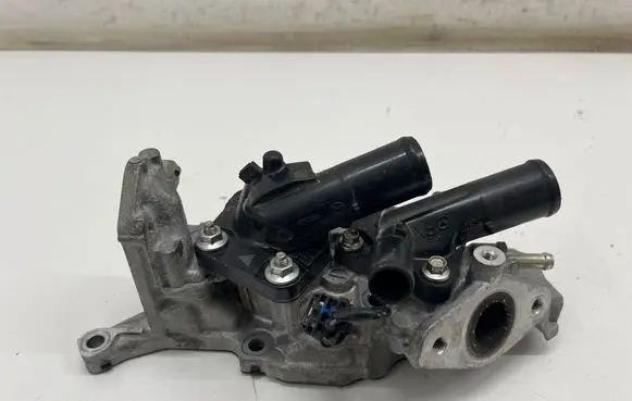 Mazda 3 Thermostat/thermostat housing 24K282PD172 PX9RK4158 PX9RK4158UKU
