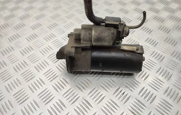 Volvo XC70 Starter motor 30724473