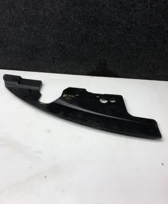 Nissan Murano Z51 Radiator trim 625801AA0A