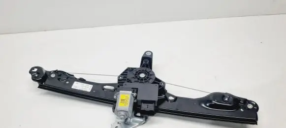 Nissan Pulsar Front door window regulator with motor 807013ZL0B