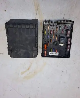 Skoda Superb B6 (3T) Fuse module 3C0937125