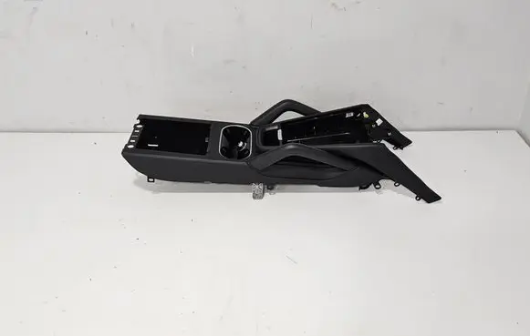 Porsche Cayenne (9Y0 9Y3) Center console 9Y0035736A 9Y0035736 9Y0857643