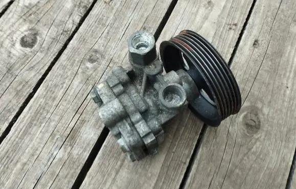 Dodge Caliber Power steering pump