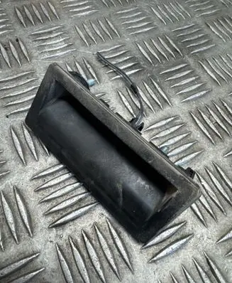 Volkswagen PASSAT B6 Tailgate opening switch 5N0827566