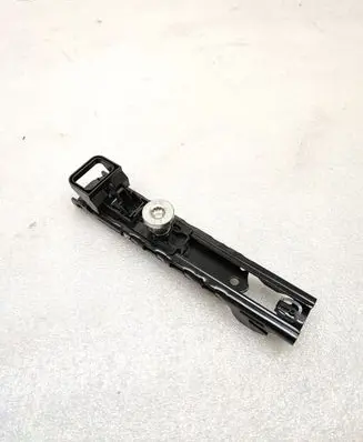 Audi Q7 4M Seat belt height adjuster 4M0857819