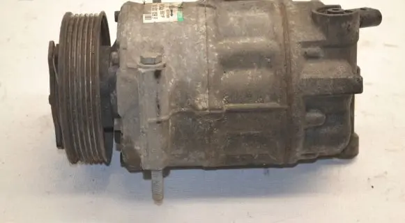 Volkswagen PASSAT B6 Air conditioning (A/C) compressor (pump) 1K0820859F 053626047B R134A8681P