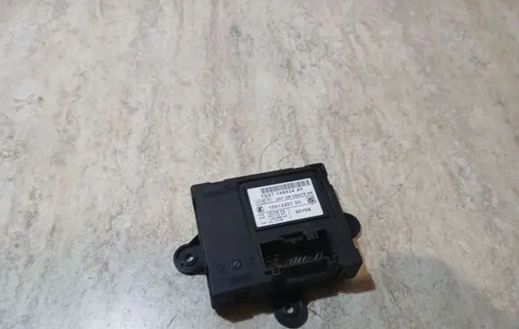 Ford S-MAX Door control unit/module 7G9T14B534AF