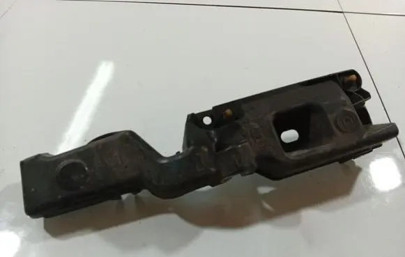 Renault Scenic III - Grand scenic III Front bumper mounting bracket 631223715R