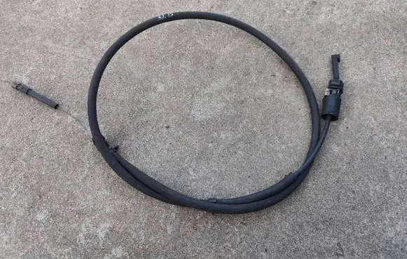 Jeep Grand Cherokee (WJ) Throttle cable