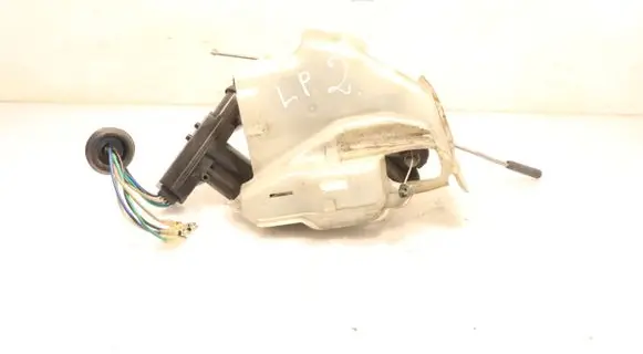 Skoda Fabia Mk2 (5J) Front door lock