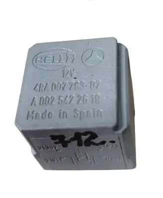 Mercedes-Benz E W210 Other relay A0025422619