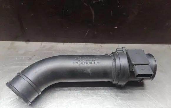 Mercedes-Benz C W203 Mass air flow meter A1110940148 A1111411104
