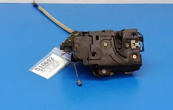 Seat Leon (1M) Front door lock 3B1837015Q