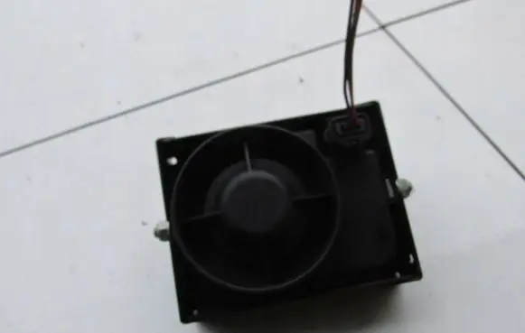 Ford C-MAX I Alarm system siren 