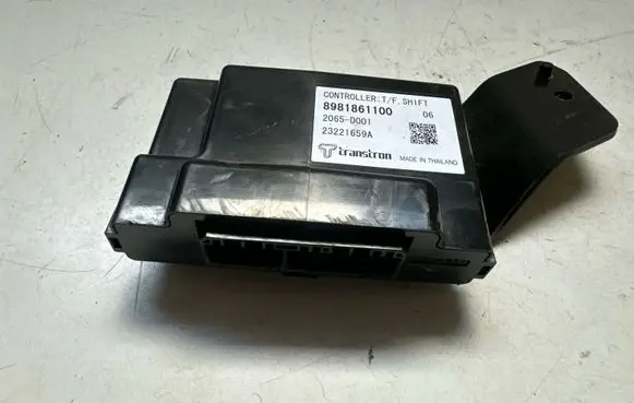 Isuzu D-Max Gearbox control unit/module 8981861100