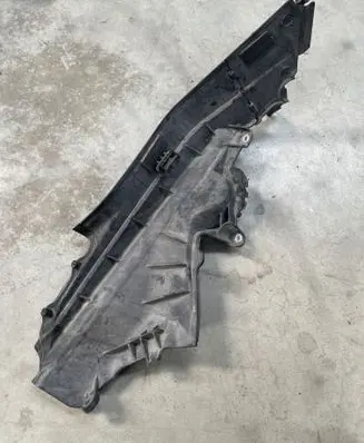 BMW X5 F15 Other engine bay part 7309206 10834110 1083411