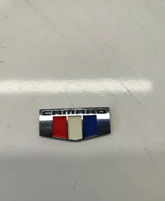 Chevrolet Camaro Fender model badge letters 84233236
