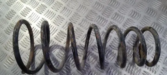 Toyota Corolla E110 Rear coil spring