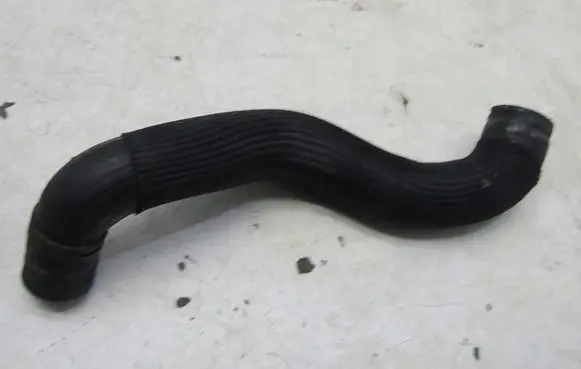 Opel Mokka Engine coolant pipe/hose GMAUTO4574097