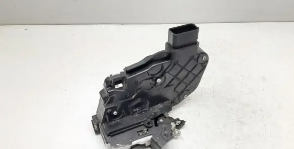 Volvo S40 Front door lock