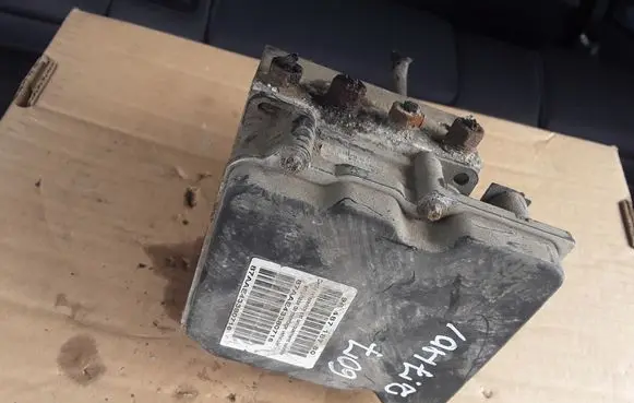 Peugeot 607 ABS Pump 9648718780 0265950326