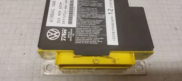 Volkswagen PASSAT B6 Airbag control unit/module 3C0909605M