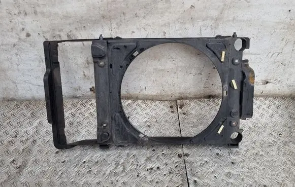 Audi A2 Radiator cooling fan shroud 8Z0121207B