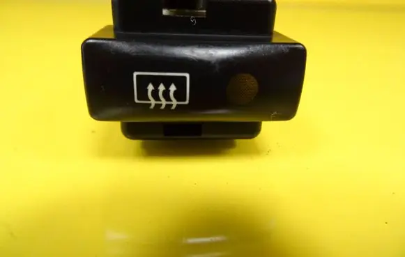 Windscreen/window heater switch