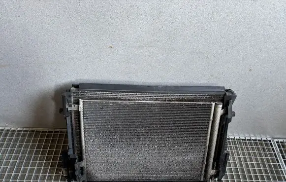 Volkswagen Golf VII Radiator set 5Q0959455BG 5Q0121203DD 5Q0121251EB