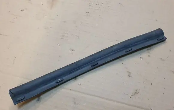 Volkswagen Golf VII Engine bonnet/hood lock trim molding 5GM823709 5G0823709A 5G0823709