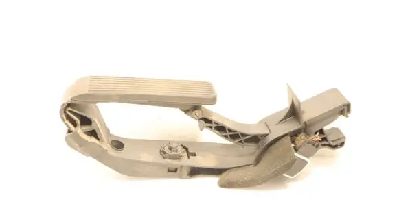 Mercedes-Benz CLS C219 Accelerator throttle pedal 91714