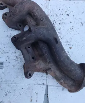 Mercedes-Benz 207 310 Exhaust manifold