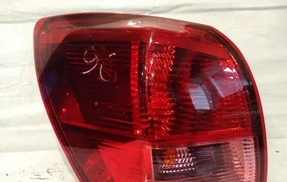 Nissan Qashqai Rear/tail lights 89504681