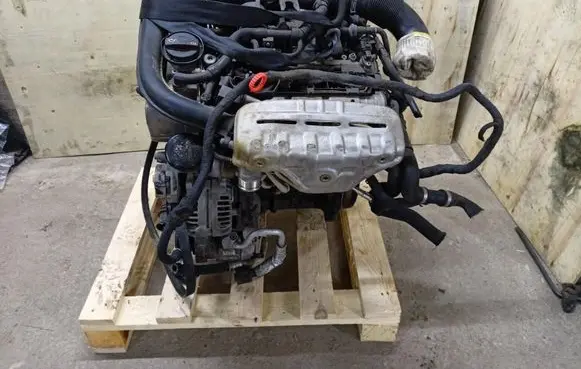 Volkswagen Touran II Engine 