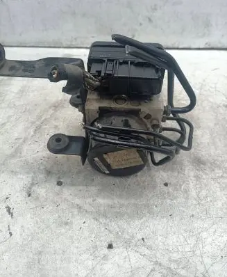 Ford Focus ABS Pump 10096101913