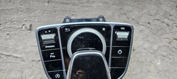 Mercedes-Benz C W205 Head unit multimedia control A2059004819 A2C10304300