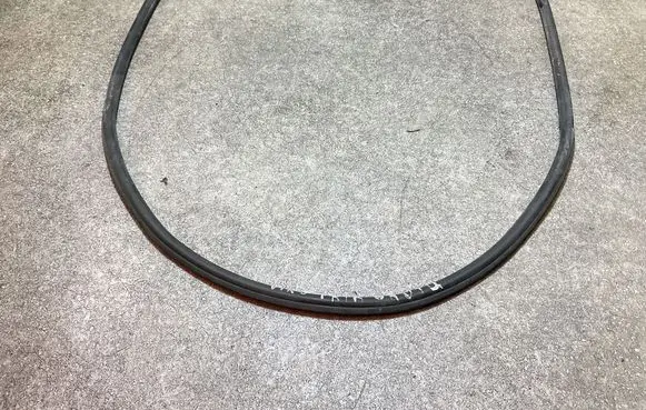 BMW 5 G30 G31 G38 Engine compartment rubber 