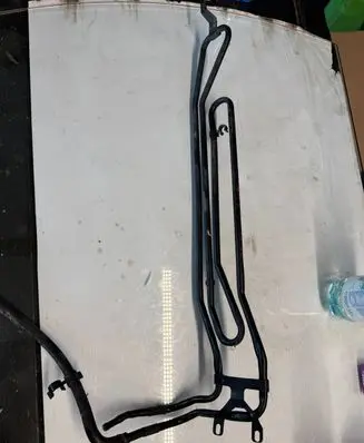 Audi A8 S8 D2 4D Power steering radiator 4D0422885