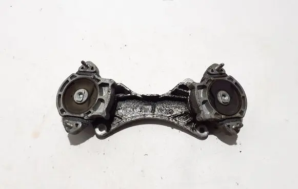 Mercedes-Benz AMG GT 4 x290 w290 Gearbox mount A2902400600
