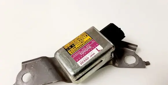 Lexus RX 330 - 350 - 400H Airbag deployment crash/impact sensor 8983448020
