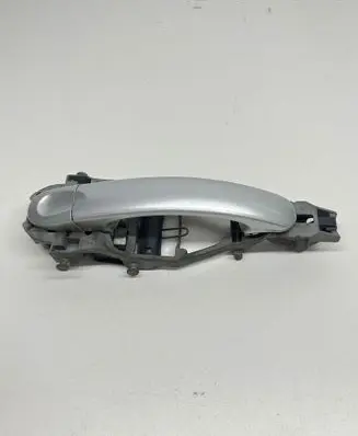Volkswagen Golf Plus Front door exterior handle 1K0837886